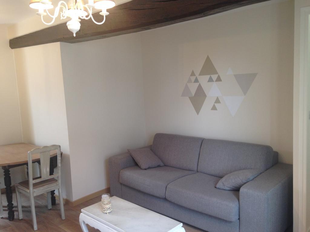 Kasaloc Apartment Maintenon Exterior photo